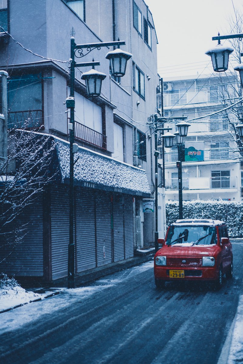 TOKYOLUV's tweet photo. gm
Snow over Tokyo https://t.co/XvxZAqpcqQ