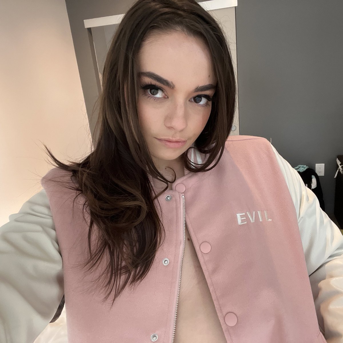 𝕻𝖔𝖗𝖓 𝕭𝖆𝖇𝖊𝖘 🇧🇷 on Twitter "RT sophiaburnsx Thank you EvilAngelVideo