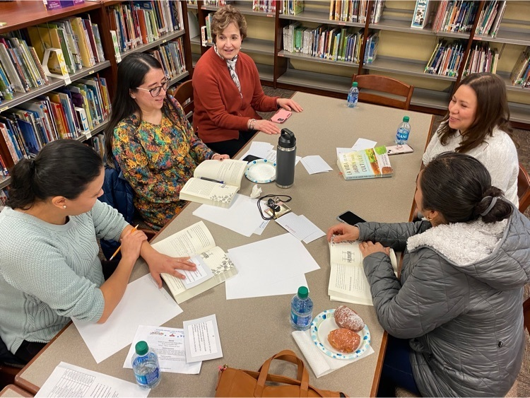 D83Shines's tweet photo. BPAC members discussing the first few chapters of "Life is a Garden to Cultivate" by local author, @PascualaHerrera. Deep and engaging conversations, some tears, and a new hope for a better life.  Thank you, Pascuala for sharing your story with #D83shines https://t.co/6Nll8XPhdT