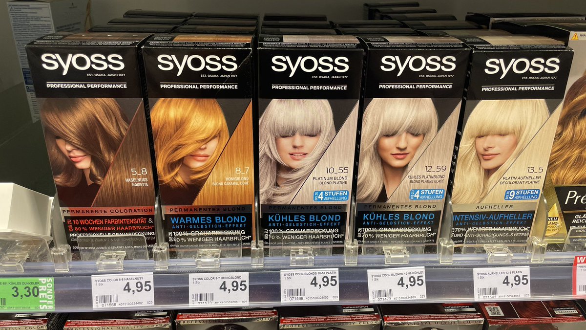 ドイツ来てからたまに自分で髪染めるのだけど、
今まで気付かなかった！！！！

Japan
って書いてある髪染め😂

Syoss日本メーカーだったんだね🫢

もちろん買った！
今度シャンプーとかも買いたいな🥺💓 https://t.co/Gc99j5Sc1F