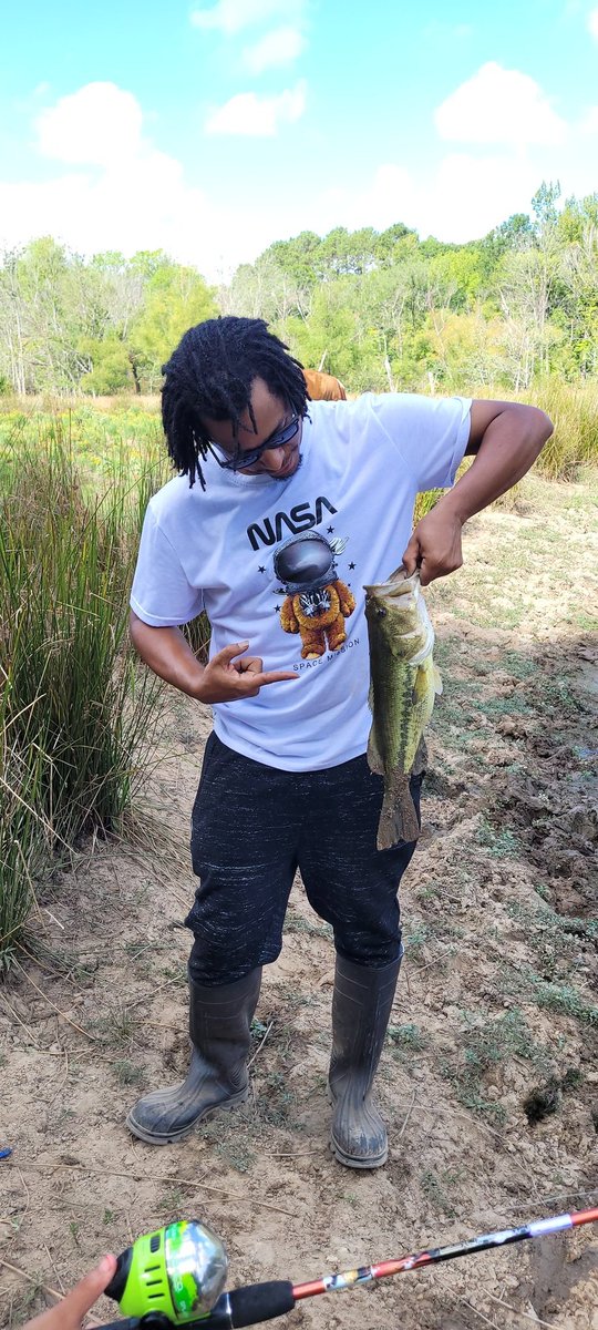 myblock05's tweet photo. Great day for fishing https://t.co/DKcsGQZQj5