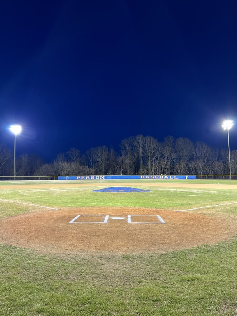 The Rock is ready for a scrimmage! Tomorrow at home against Chapel Hill at 4:30, see you out there! 

#ROCK9 #credo