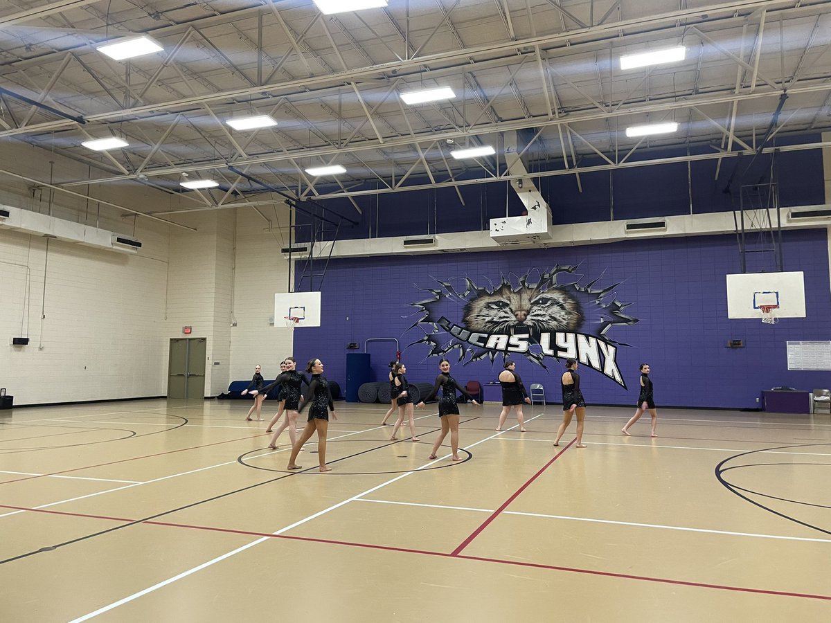 CoachThiel's tweet photo. The Aristokats rocked their dress rehearsal today! Can’t wait to see these ladies take the floor this weekend! #witnessgreatness #spiritprogram @WillisSchools @LLMSLynx @AristoKatsLLMS https://t.co/c7l68lrJIN