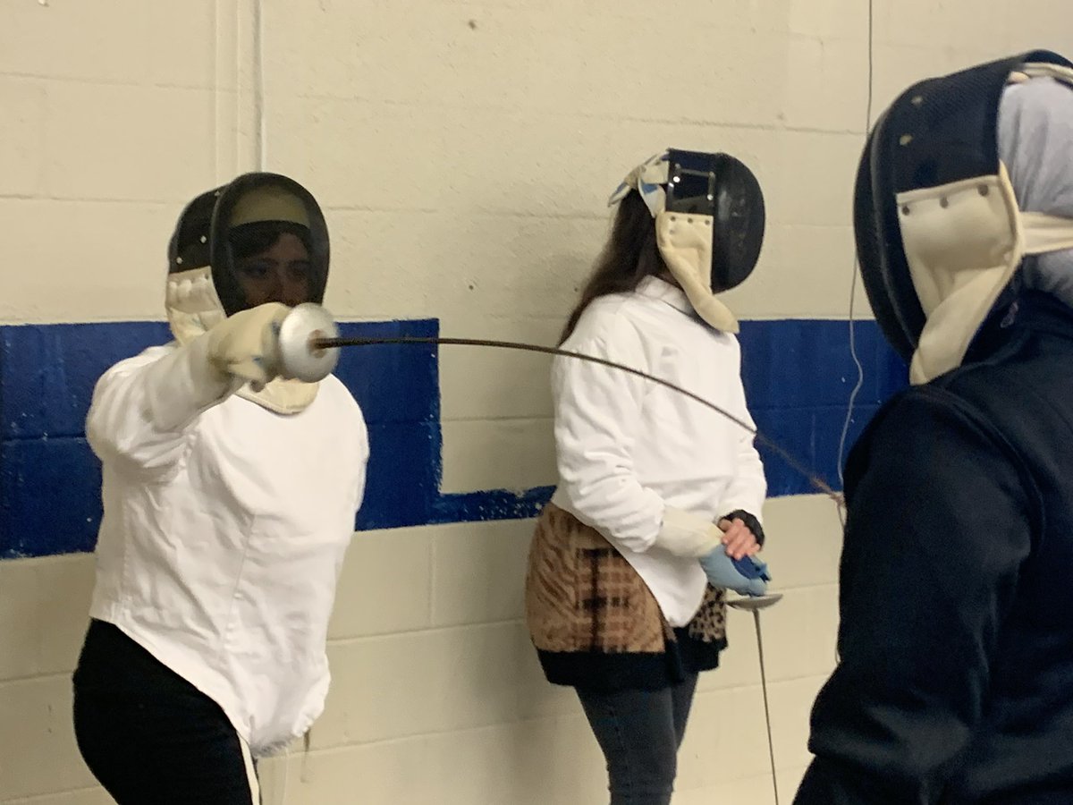 Coach_Marlatt's tweet image. @SiegelHighStars On Guard! French Club field trip to experience the French sport of fencing.  Touché!