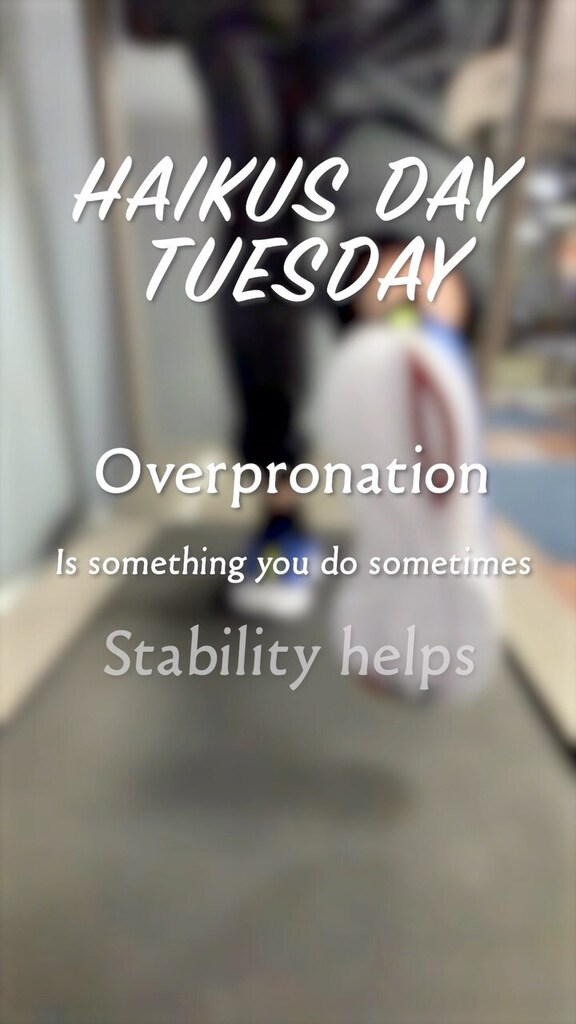 Feel peace of mind knowing that you are in the right category of run/walk shoe with our free gait analysis and fitting process 😑👌 #blueoxrunning #gaitanalysis #overpronation #stability #runspecialty #runningshoes #running #shoplocal #zen #haiku #tues… instagr.am/reel/Co8TXtoP7…