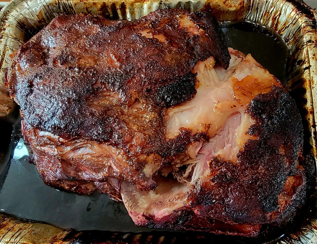 HotBBQfinds's tweet photo. Finally able to afford some Meat to smoke. #PORKALICIOUS https://t.co/5iemtkjWsD