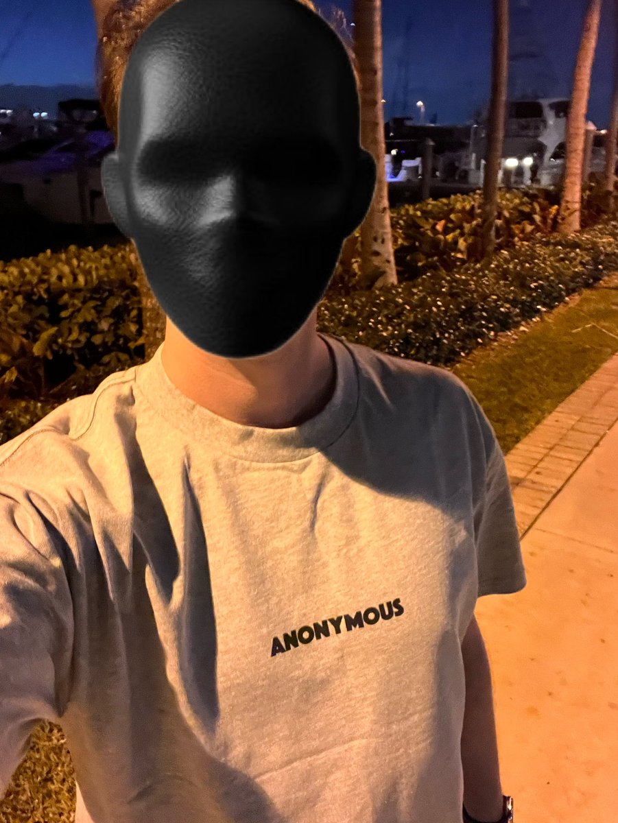 bweys_nft's tweet photo. Loving the @psychanon Genesis merch! 

Conveniently raking in PSY Points with the @ezu_xyz app within 2 mins of receiving the merch. So much fun already! 

Great job to PA and Ezu teams! 📈 https://t.co/TDGjLwPXt8