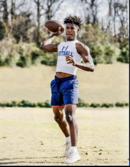 @JaxonW2024 5’10 175 Athlete has the skill set to be a playmaker on offense or defensive secondary checkout his film on his profile the kid has speed 🚨🚨🚨playmaker college coaches