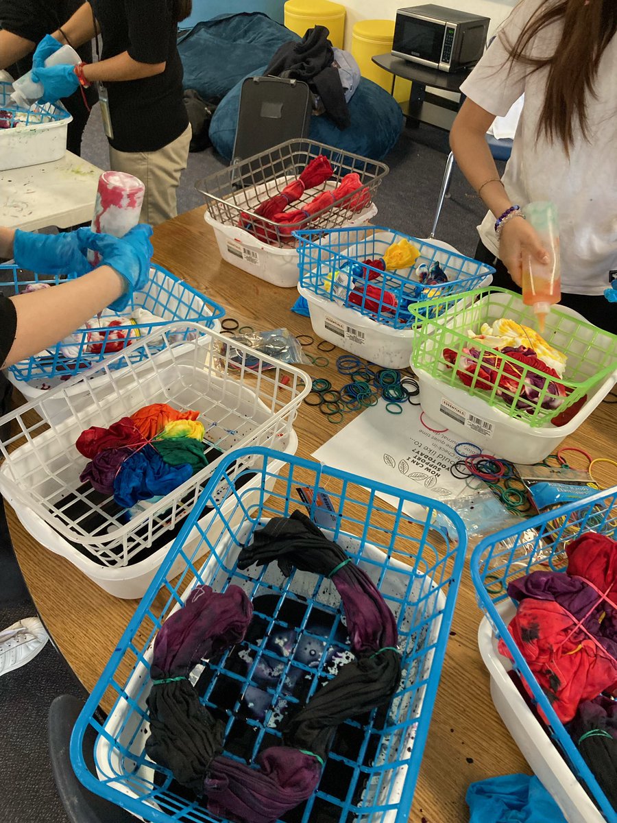 Miss Litzel (she/ her) tweet media