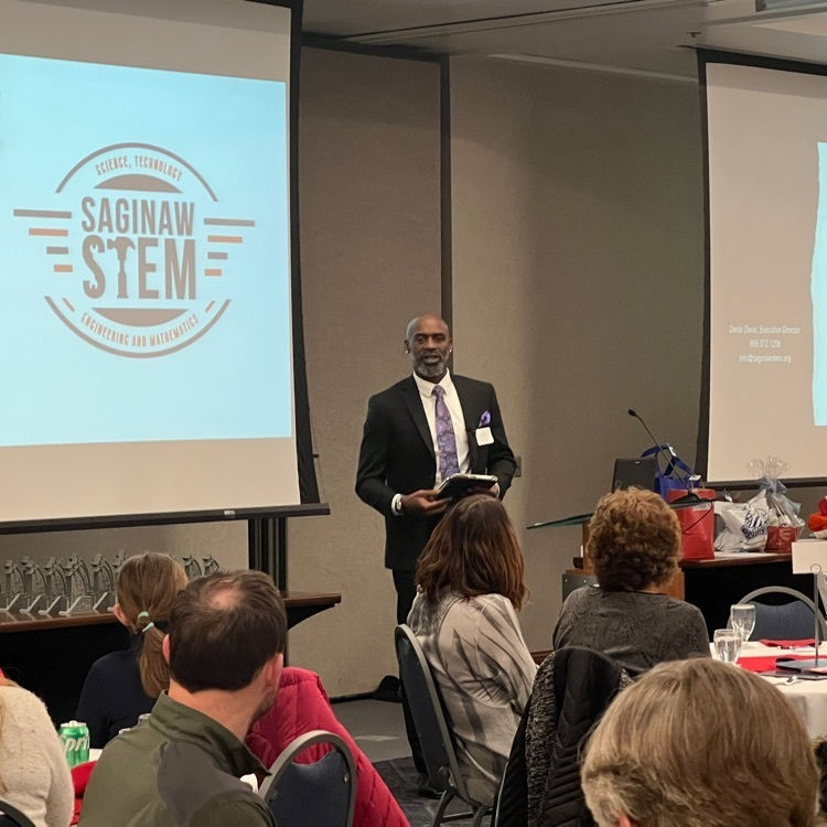 SaginawISD's tweet photo. Congratulations to the 2022 STEM Star Winners from Saginaw Public, Freeland, Swan Valley, Hemlock, and Frankenmuth! We also had a wonderful keynote by Dante Davis from Saginaw STEM. #STEMatSVSU https://t.co/0nUo5diYSe