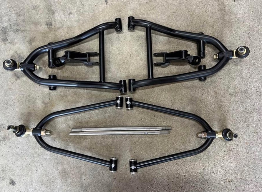 YBansheess's tweet photo. TRX450R Alba XC LT A Arms. These arms are brand new. They were put together, greased, and bolted up to test fitment and shock length. 

The come with all the adapters, bolts, tie rods and will come in the original box. $425 shipped .

#yfz #r #raptor #banshee #trx #atv #yamaha https://t.co/wp96i2T2sM