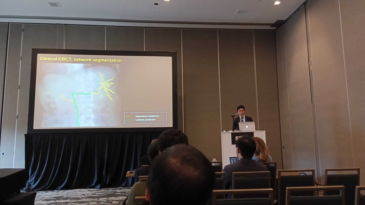 alexluuuu's tweet photo. So glad to have been able to share our work @SPIEtweets 🥳 First in-person talk of the PhD: ✅ https://t.co/MlHTLjNpoF