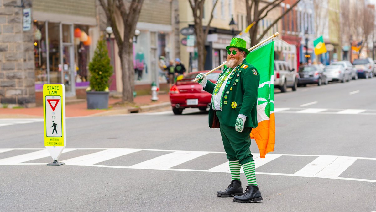VisitFxbg's tweet photo. 🇨🇮🤞 🍀 Waiting on #StPatricksDay like...⁣
⁣
📌 Lisa Pitts Eley Cancer Foundation⁣
⁣
#fxbg #fredericksburg #visitvirginia https://t.co/4MZnwfrWFK