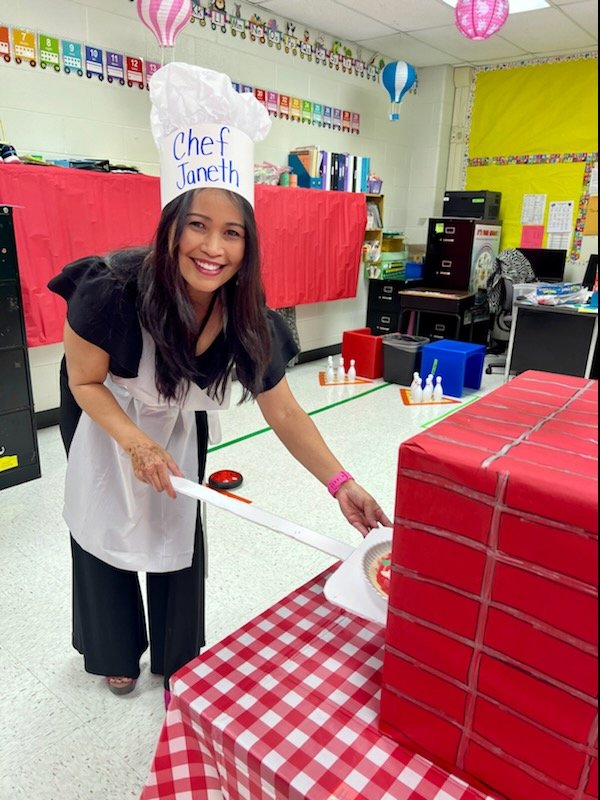 All set to cook up a great time of learning with our @NISD PreK families @NISDLewis. #FamiliesFirst #BetterTogether