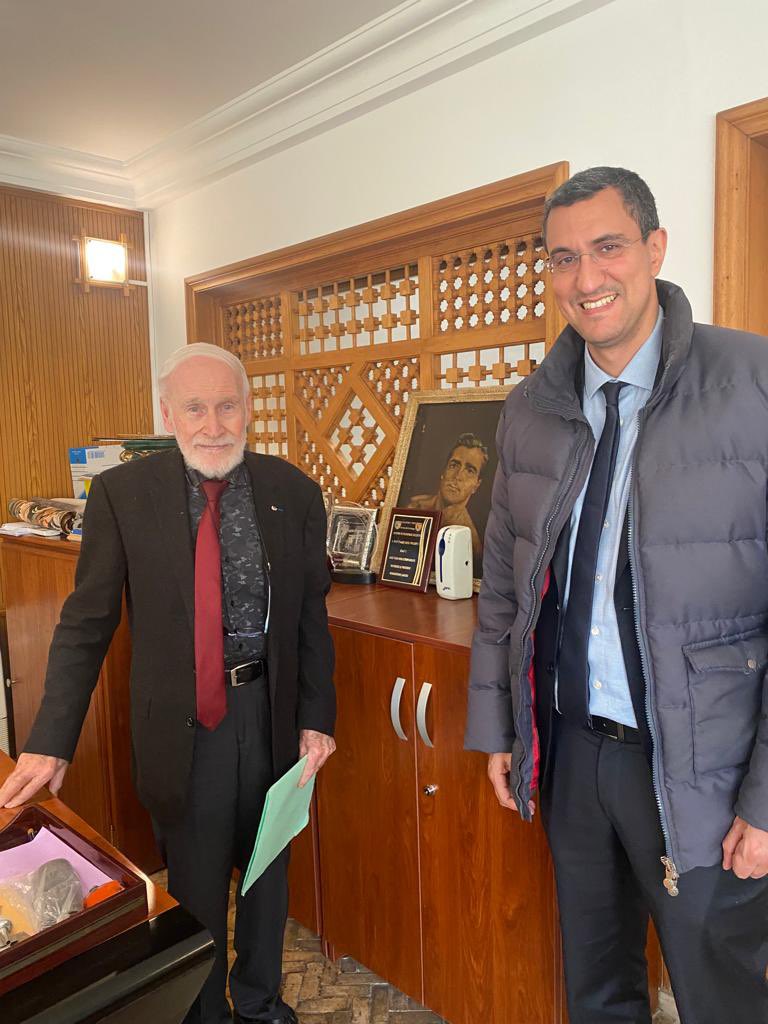 ➕ de 11 000 adhérents, grande majorité francophone, ici le CAFC ! 🇲🇦🇫🇷🇲🇦

Merci à son Président Butel, qui à chaque fois me fait le plaisir d’échanger sur les nombreuses activités du Club et des associations qu’il draine ! Allez je vais reprendre le basket :-) 

Vive le sport 🏀