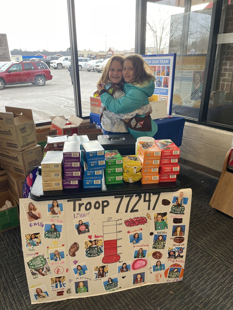 compsju's tweet photo. Thank you to @mrs_brees for supporting these Girl Scouts!! 🍪❤️ https://t.co/loCgtYNaa7