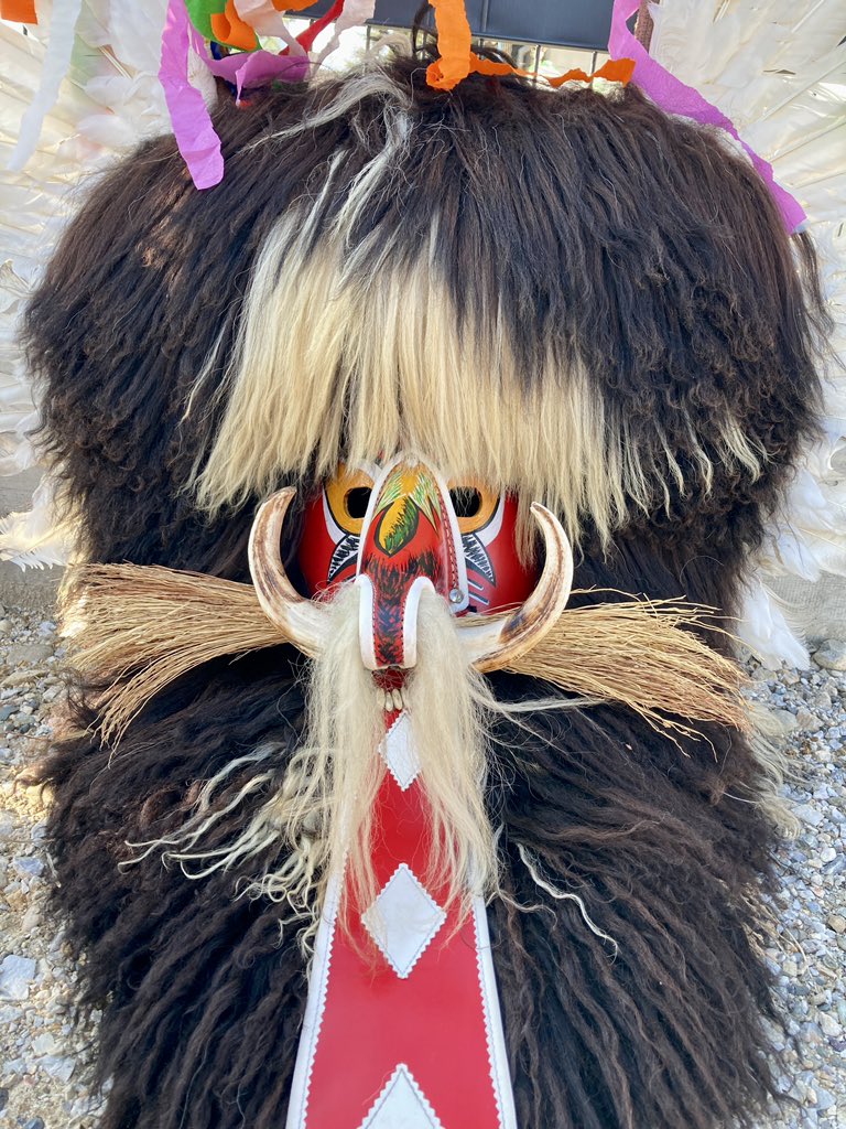 TZevart's tweet photo. Fašenk je fašenk, lepo smo  zaplesali v naš 5. letni čas … a le na Slo2 nas čaka, 20:23 začetek Planice … dejmo priložnost in pesti stiskamo za naše 💪 https://t.co/8oCynk8oSR