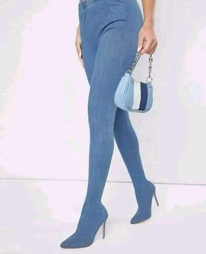 وده نقلع بنطلون على باب؟!