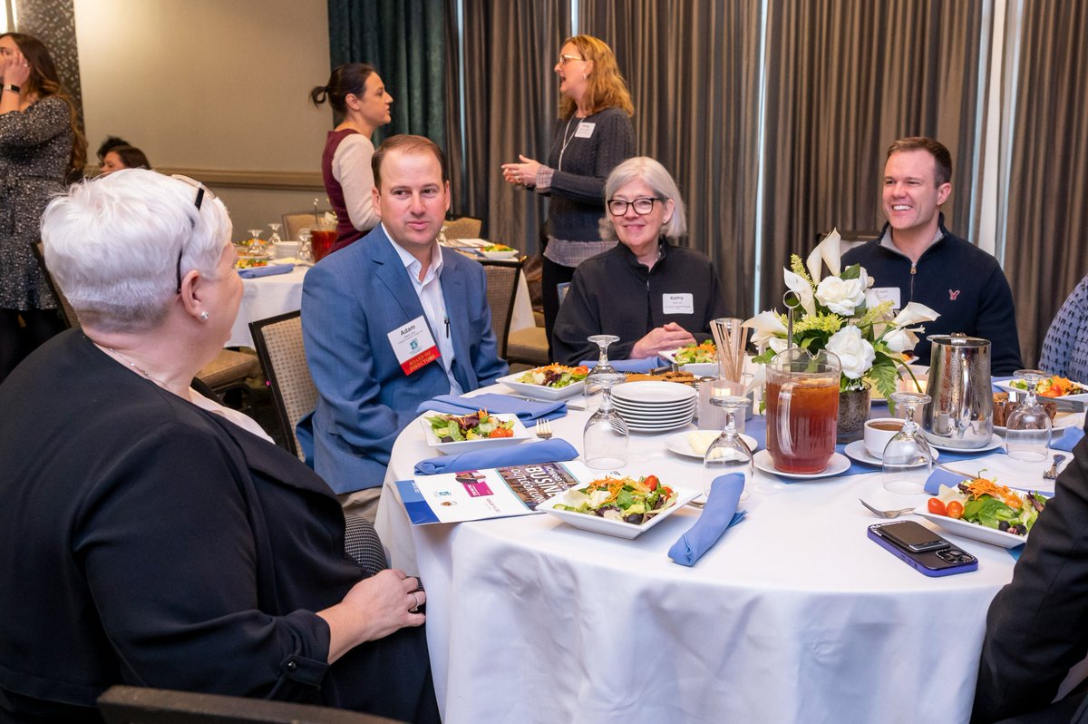 HoCoChamber's tweet image. Thanks to all who joined us for the 2023 #HowardCounty Business Outlook Lunch!

Special thanks to @HoCoGovExec for an inspiring address on the positive momentum of the #HoCoMD #bizcommunity, as well as our panelists: Robbyn Harris, Kevin Kelehan, Cailey Locklair, &amp;amp; Kelly Mitchell