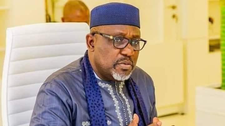 TalkerHolick's tweet image. I will give Peter Obi 2 million Vote in Imo state,  former Governor of Imo state Rochas Okorocha said  as he endorsed Peter Obi

Former governor of Imo state Rochas Okorocha has thrown his weight on Peter Obi the LP Presidential candidate who is the frontrunner.