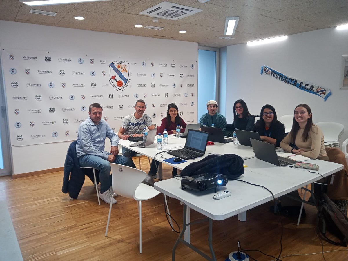 Javier Lavandeira tweet media