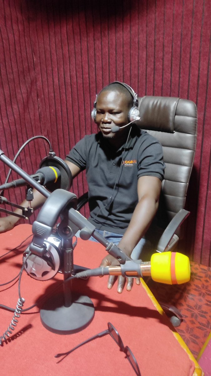 action commune tweet media