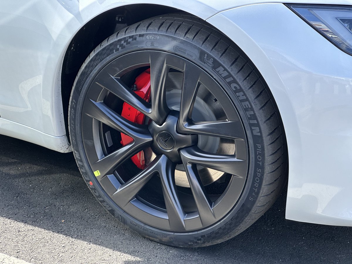 The Kilowatts 🚗⚡️ tweet media