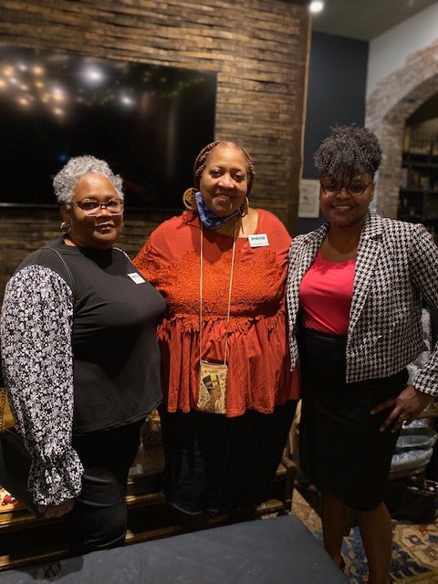 EmergeKentucky's tweet photo. We had a grand time in Paducah this past weekend! Our 2023 cohort continued their training on Saturday with alum @KelseyforKY who is 1/2 of Blue Dot Consulting, WKY alums and partners, and alum Martha Emmons. https://t.co/BOg2MbwHna