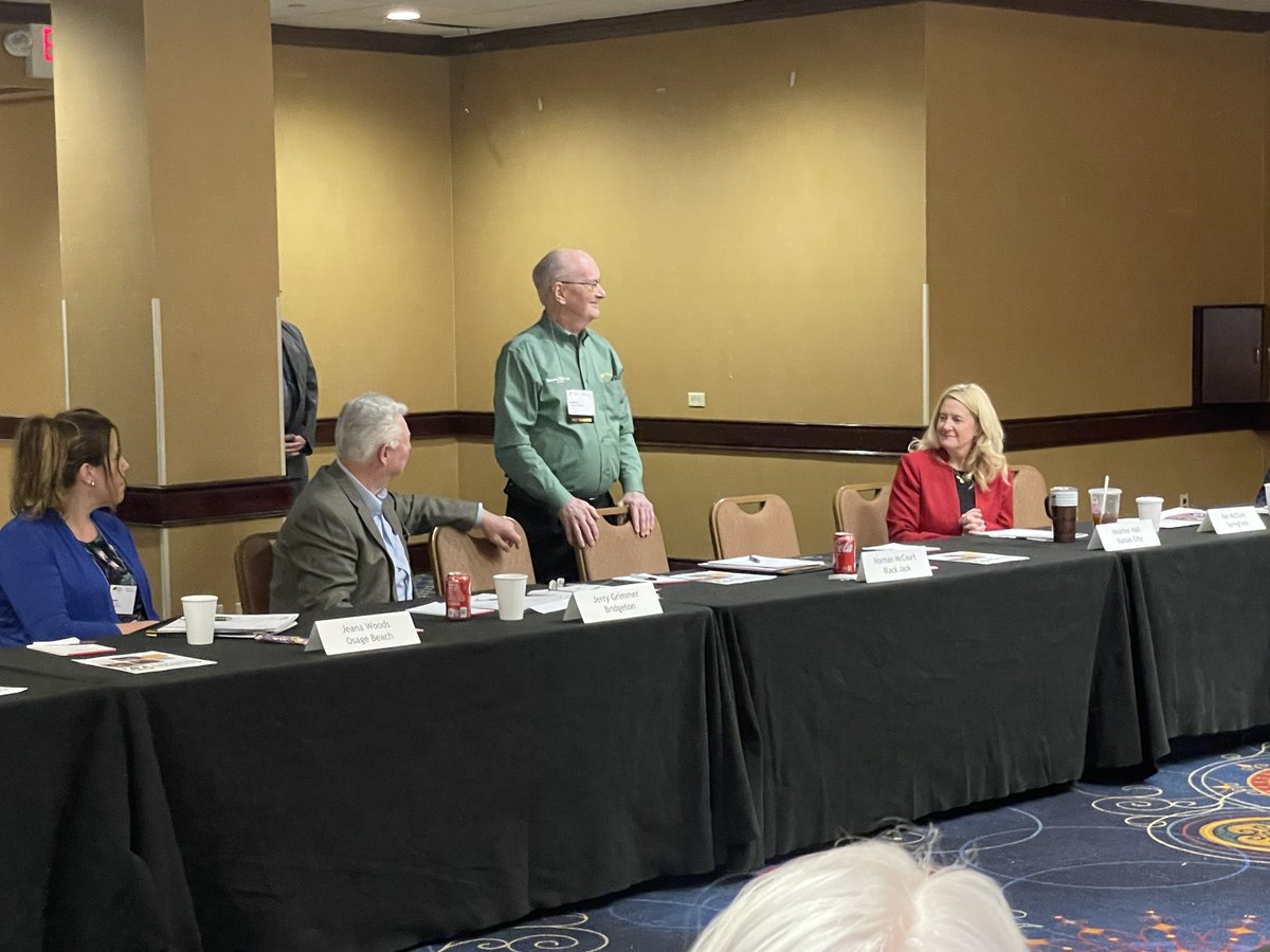 Mocities's tweet image. At the MML Board of Directors meeting today, Mayor of Battlefield Debra Hickey was honored for her advocacy for autism awareness, and Mayor McCourt honored for longtime service, as this is his last Board meeting with MML. Thank you both for your amazing dedication!