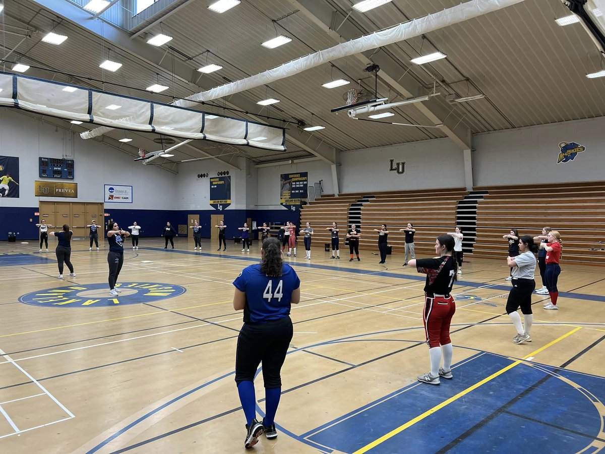 MuskiesSB's tweet photo. We had a great day of camp this past Sunday! Thank you to all the participants, as well as our team members and staff, for your effort, hard work, and let’s-get-it attitude! #WeOverMe https://t.co/gjyBgAPard