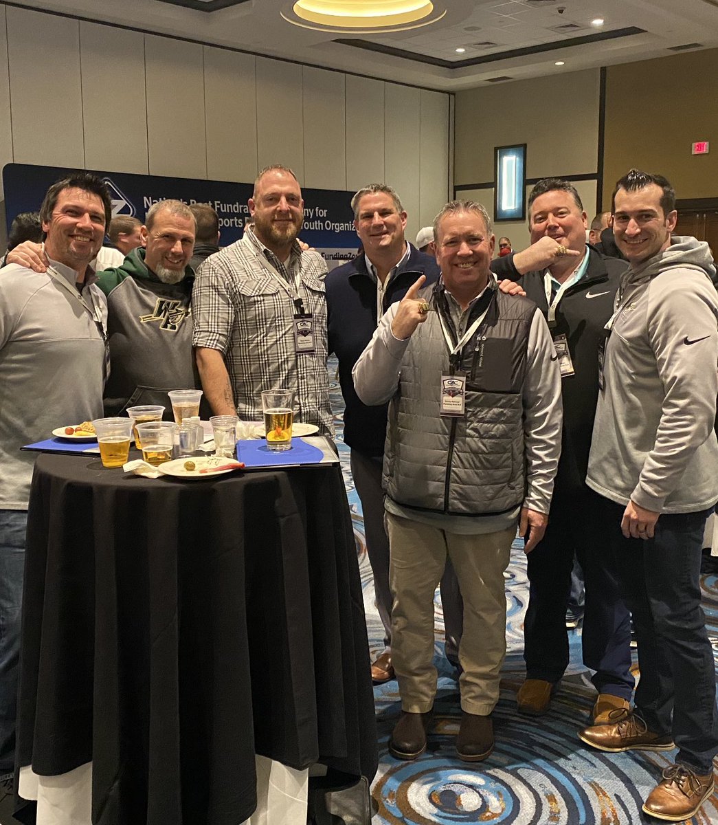 AcademyClinics's tweet photo. Registration is blowing up #LetsGo ! won’t find another #football clinic like @AcademyClinics w REAL food &amp; beer included! Check out https://t.co/QRjfNDWfFc @TheFundingZone @NJSIAA @NJCAAFootball @NYCHSFL @PaFootballNews @EPAFootball @LCFalconsFB #JoinTheMovement @blastathletics https://t.co/KSbrOGAAo6