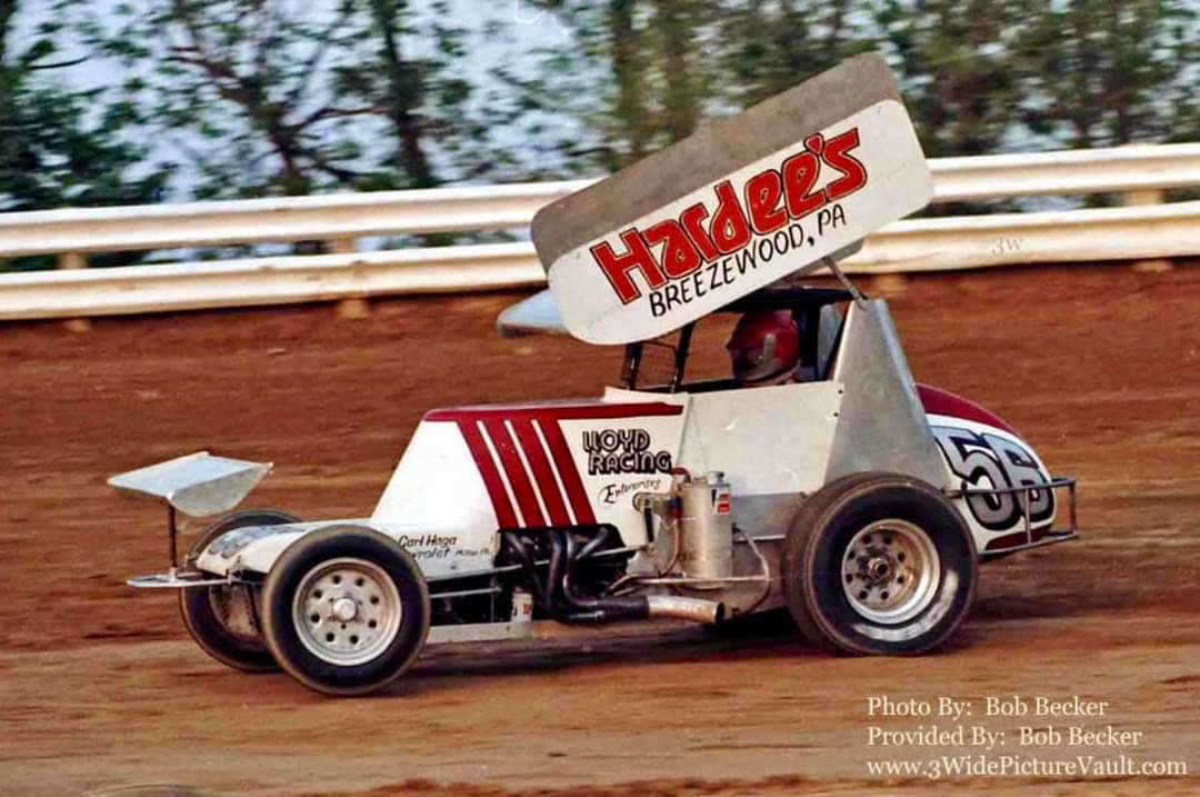 Allan Holland "Hoseheads" (@hosehead33) on Twitter photo Today's Photo of the Day features Smokey Snellbaker driving the Mike & Charlie Lloyd owned #56 “Pocket Rocket” <a href="/WilliamsGrove/">Williams Grove Speedway</a> Speedway during the 1982 season.
📷 Bob Becker
All the News that's fit to Sprint. Hoseheads.com Today's Photo of the Day features Smokey Snellbaker driving the Mike & Charlie Lloyd owned #56 “Pocket Rocket” <a href="/WilliamsGrove/">Williams Grove Speedway</a> Speedway during the 1982 season.
📷 Bob Becker
All the News that's fit to Sprint. Hoseheads.com