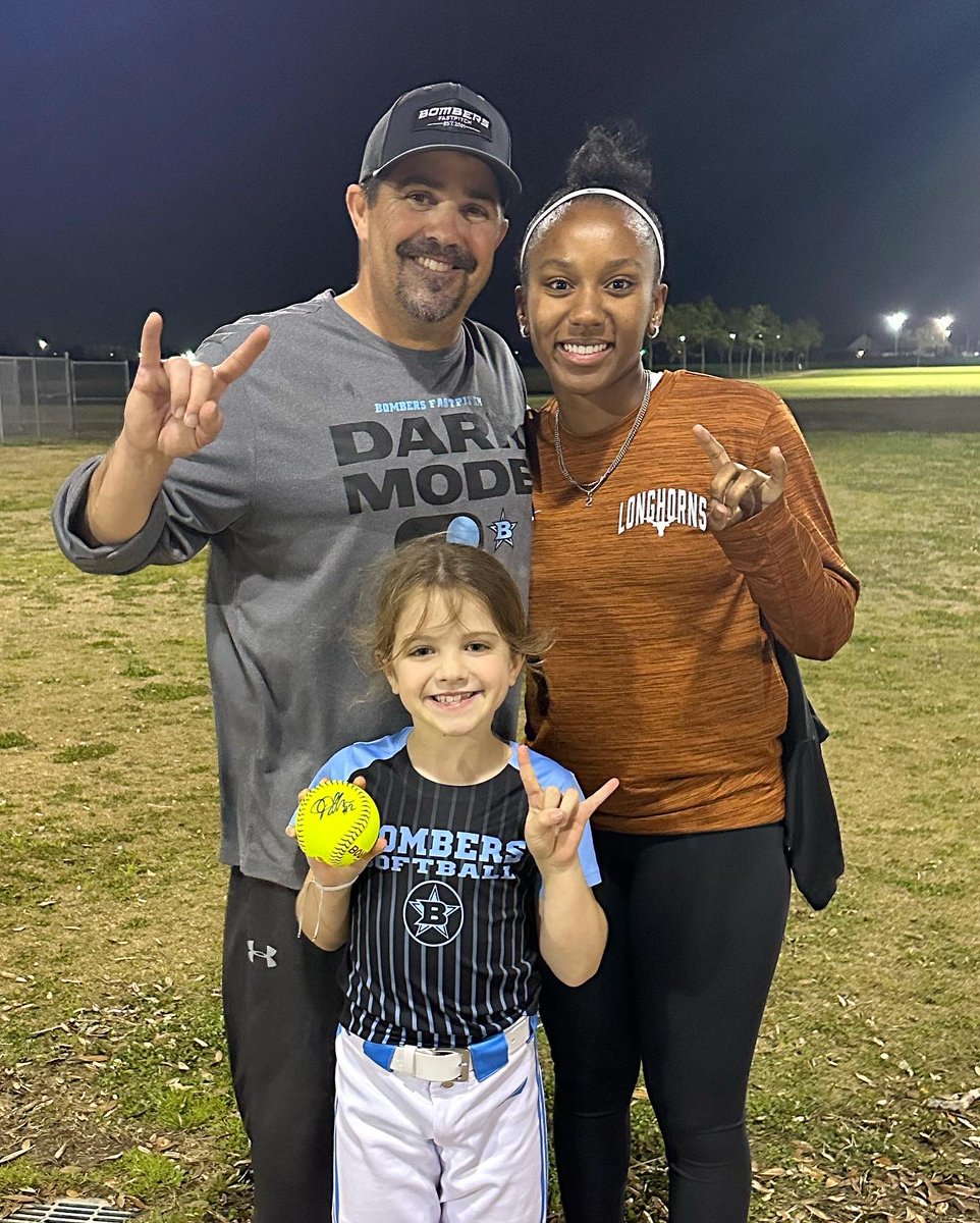 JanaeJefferson4's tweet photo. Where it all began!! Thanks for having me come out!!🫶🏾 @coachmccorkle https://t.co/QhzXY6RVzQ