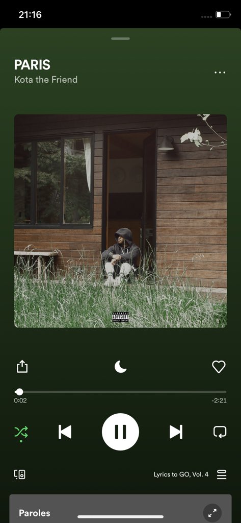 AliceHoffman16's tweet photo. Et on m’a conseillé ce gars à écouter dimanche, et clairement ça fait kiffer dans les oreilles. https://t.co/gAPxLd2eKW