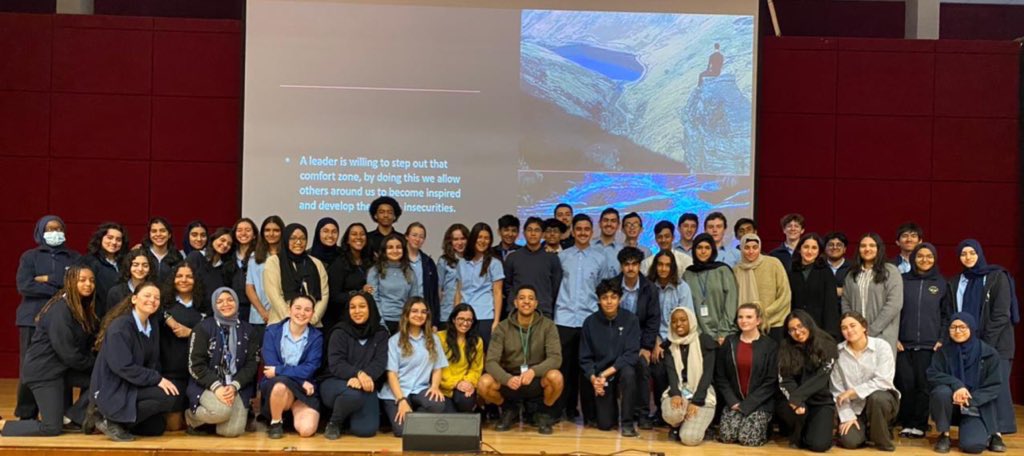 Amazing day in Saudi, visiting <a href="/BISRAHSenior/">Al Hamra Senior School at BISR</a> on #Day2 of #Saudiarabiatour in Riyadh 
1500 students on site ranging from 3-18 yrs. Al Hamra is almost 40 years old and 1 of 5, BISR schools. overwhelming feedback it's paved way for more international Interventions! #futureleaders