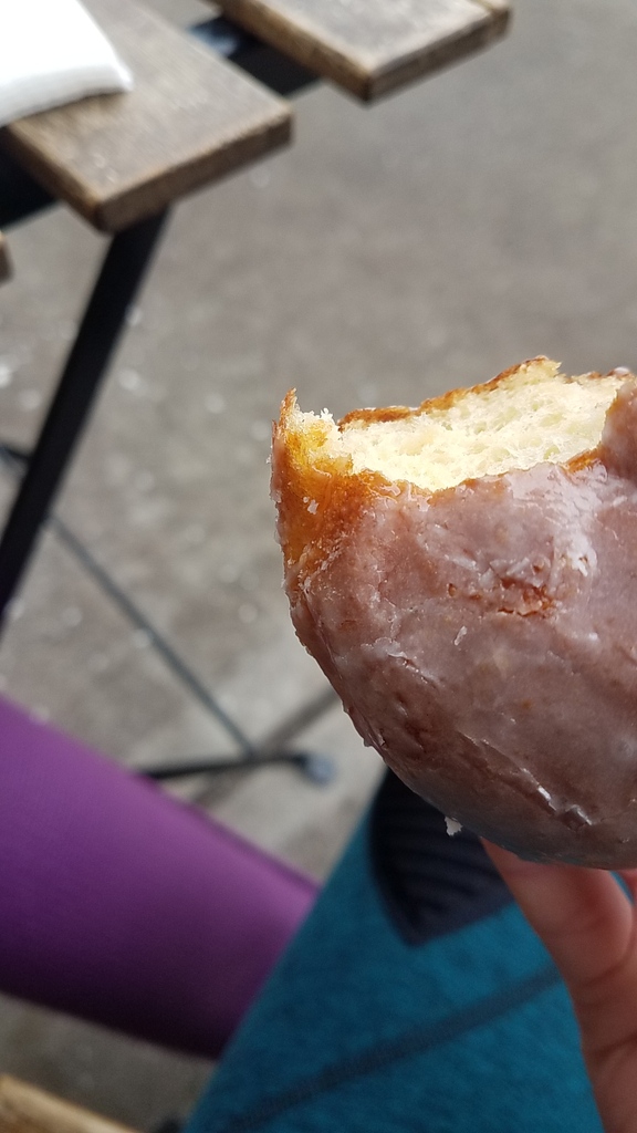maatactive's tweet photo. Post yoga #paczki at #NorthsideBakery Williamsburg #Brooklyn.
Happy #FatTuesday #shroveTuesday π₯!!!
Eat up while you can βΊοΈ
#jellydoughnut #jellydonut #rosehip #glaze #glazed https://t.co/18ZUXr32Hn