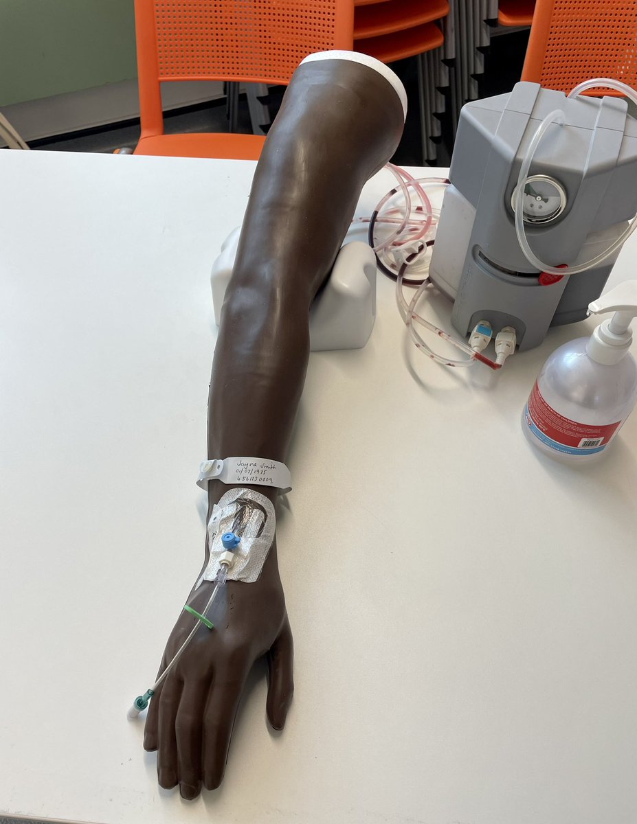 Samantha Burns tweet media