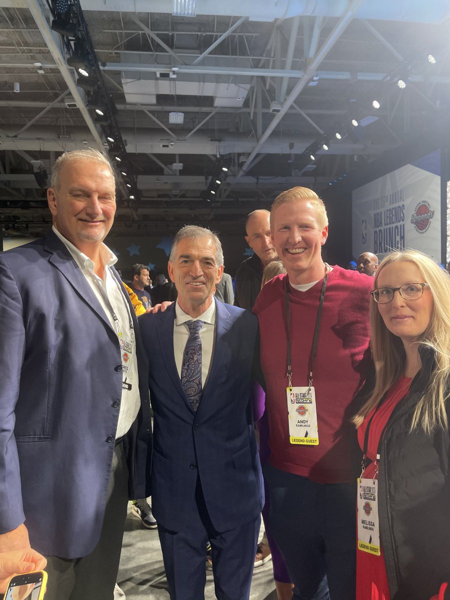andydottodd's tweet photo. So  grateful to be involved with the @NBAalumni at @NBAAllStar Met incredible people and childhood heroes! https://t.co/mfQASdObc0