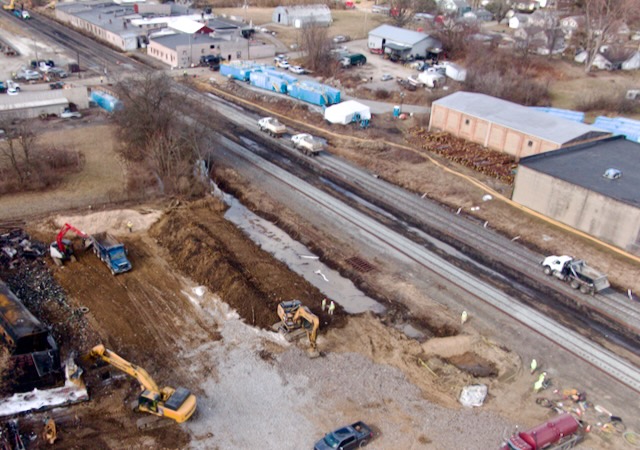 nscorp's tweet photo. We have a responsibility. We have been paying for the clean-up activities to date, and will continue to do so. We are committed to thoroughly and safely cleaning the site and we are reimbursing residents for the disruption this has caused in their lives. https://t.co/cjL6P2OXzD https://t.co/OkOQWk4oPV
