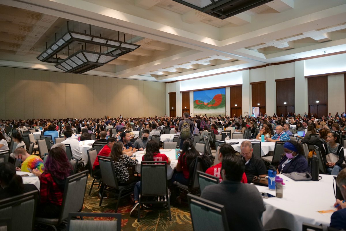 Magic in the Middle: 1,200 educators convened for the @AMLE @HIDOE middle grades summit to deepen understanding and align efforts around supporting our adolescent students on their educational journey.