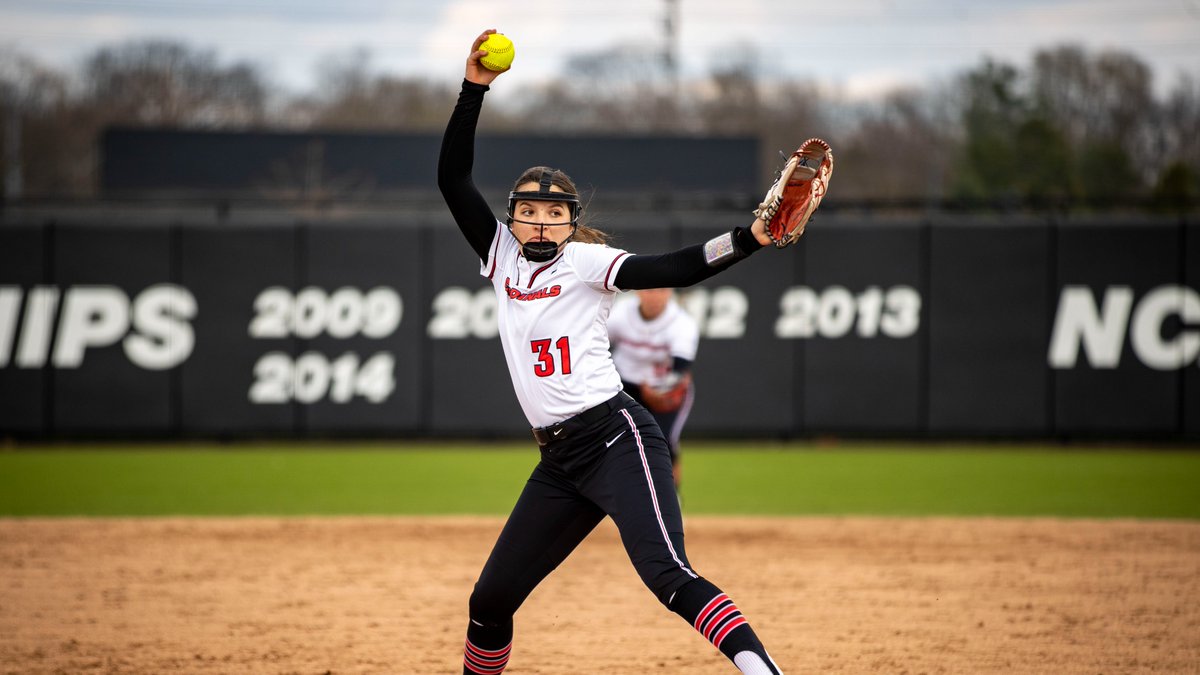 BallStateSB's tweet photo. A pair of BIG weekends = A pair of @MACSports Awards

CONGRATS TO:
#MACtion Player of the Week @haleywynn__ 
#MACtion Co-Pitcher of the Week @linarusso31 

📰: https://t.co/hsvOur2E9y

#ChirpChirp x #WeFly https://t.co/TTrSbPozb8