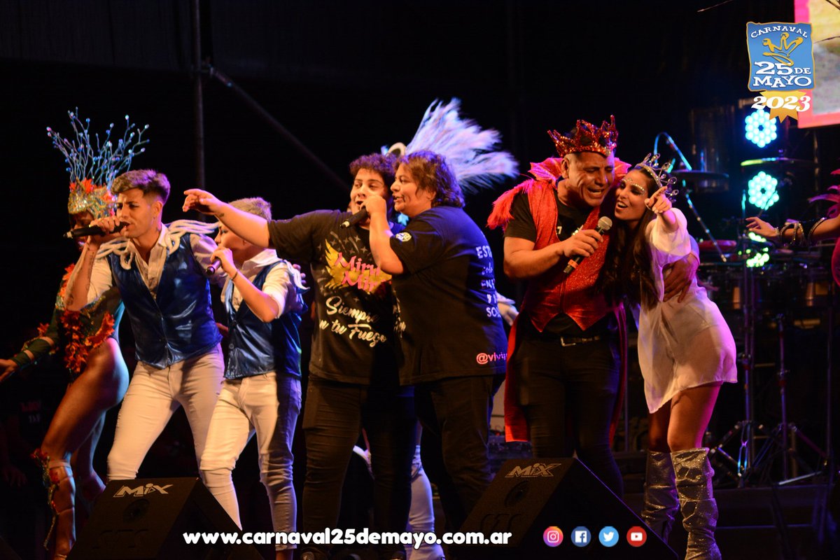 carnaval25DM's tweet photo. ► En la Fiesta Provincial del Carnaval 2023, los integrantes de las Comparsas y Batucadas brindaron un show interpretando la canción oficial y los temas representativos de cada agrupación! https://t.co/R8FcicDqua