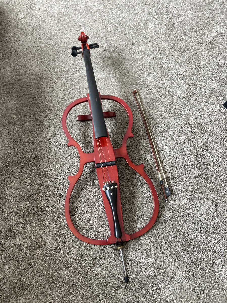 She was lonely, neglected, VERY dirty, missing a bridge, and a gamble, but she had a nice bow so for $35 I had to bring her home to clean her up. Couldn't leave her there. Let's just say the case is NOT coming in the house. But she cleaned up nice and powers on. #ElectricCello