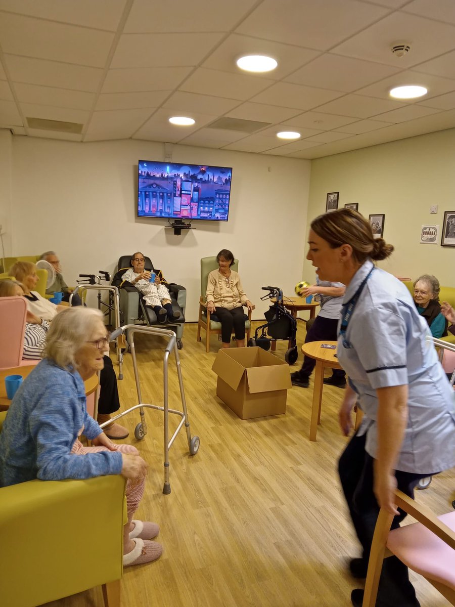 jani_kav's tweet photo. **shared with permission **
Lovely to see our patients on irisward @wchc_nhs enjoying activities. Every day is a step further in their journey #rehabmatters #MDT #irisward ❤️❤️ https://t.co/7mhjXkopjQ