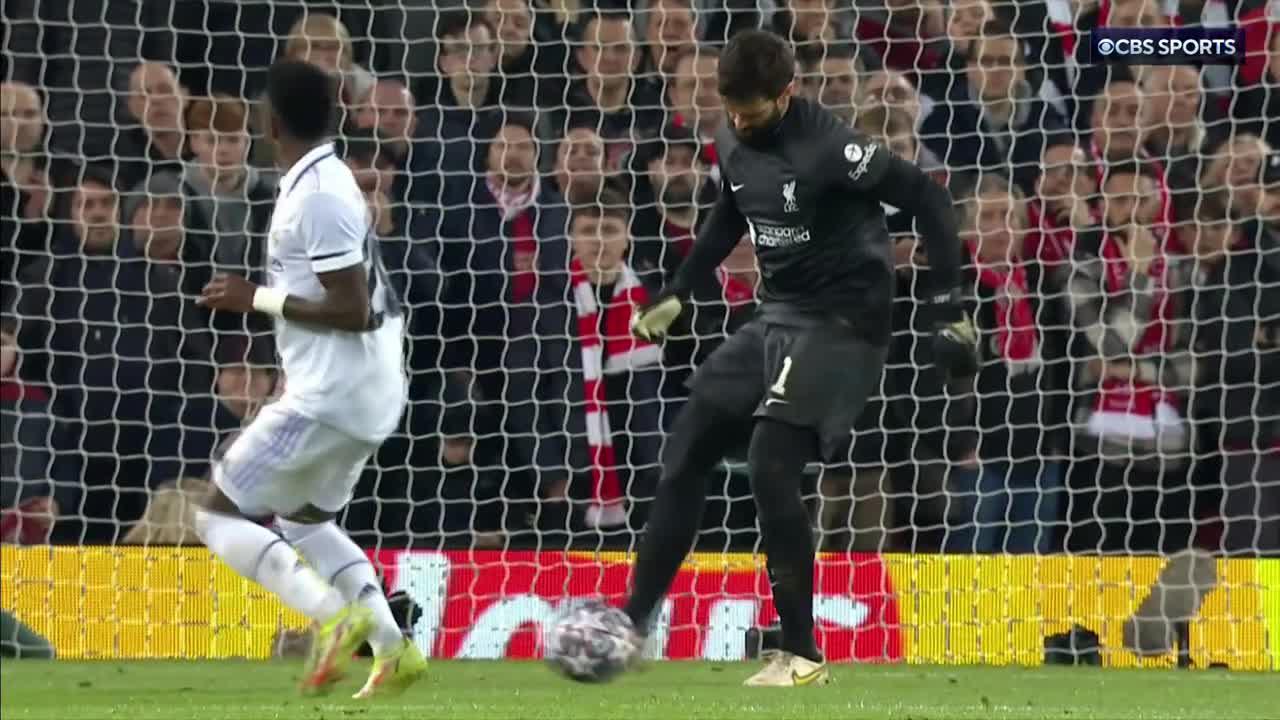 Vini Jr. with an incredible no-look finish. 😉”