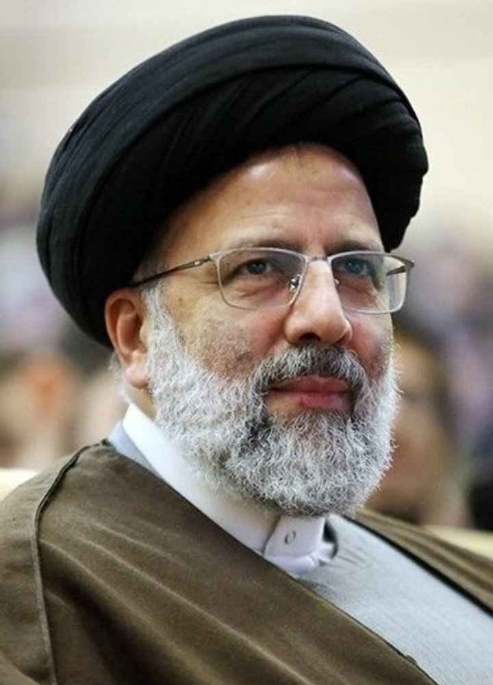 karaji_m's tweet photo. حالا که اینجوری میگن،
هرکی به رئیسی رای داده وهنوز پاکار نظامه،
اعلام حضور کنه تا فالوش کنم،
کم فالورهای عزیز هم توییتهای خوبتونو برای حمایت منشن کنید🌹🌹🌹 https://t.co/a0B240nG6Z