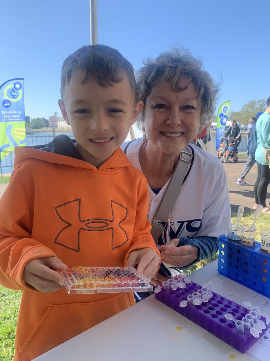 TampaAbe's tweet photo. (9/10) We loved being a part of @stpetescifest this past weekend. So many happy faces! Thanks to everyone who came out and showed their support for our program. #scienceinthesun #stemeducation #floridaeducation https://t.co/DYTZyfpyza