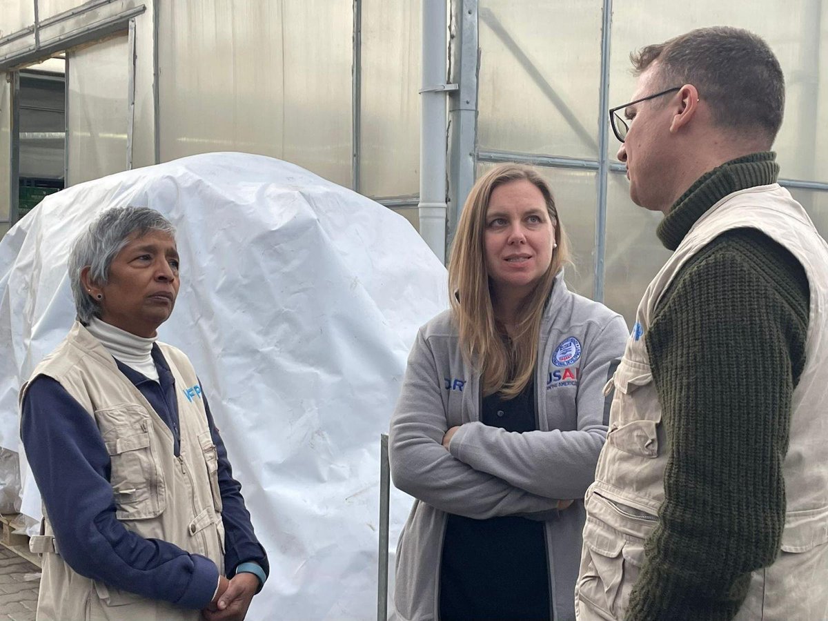 Feeding people who’ve lost homes, incomes & loved ones to earthquakes is a top priority for @USAID's response team. Meeting with @WFP in S. Türkiye, I was proud to see how our longstanding relationship has helped us rapidly deploy meals to the most vulnerable here & in Syria.