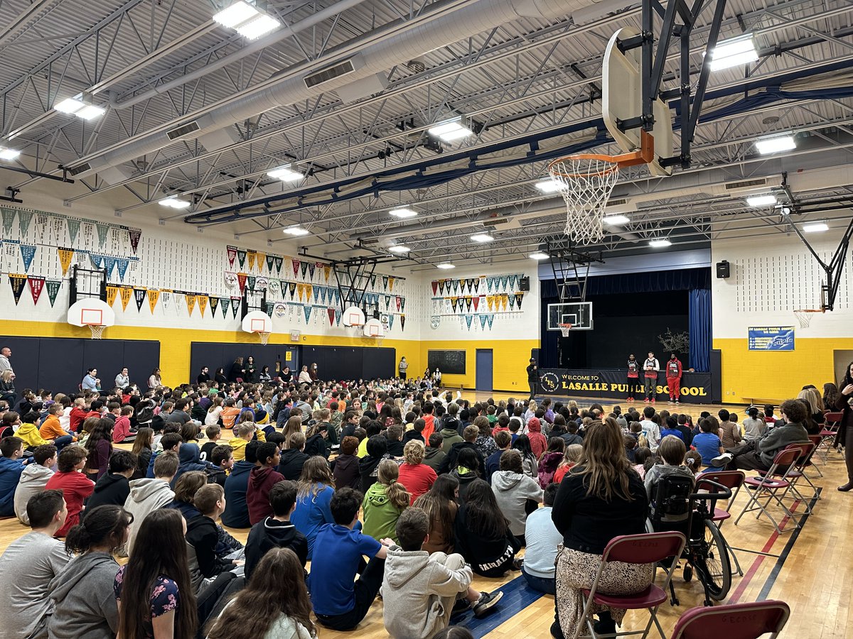 WindsorExpress's tweet photo. School visit at LaSalle Public School. 📚

Thank you to Johnston Security Solutions for selecting LaSalle Public School as part of the Adopt-A-School program. We can’t wait to see the students at the game! 🏀

#WindsorExpress #GameTime #NBLC #yqgcommunity #adoptaschoolprogram https://t.co/7giHhrI5bV