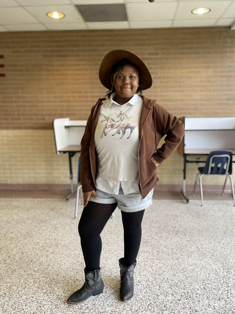 DMS_Vikings's tweet photo. Let's tip our hats to these Vikings who participated in today's #GoTexanWeek event, Boots &amp; Cowboy Hats! https://t.co/7wO4Gi6tJ6